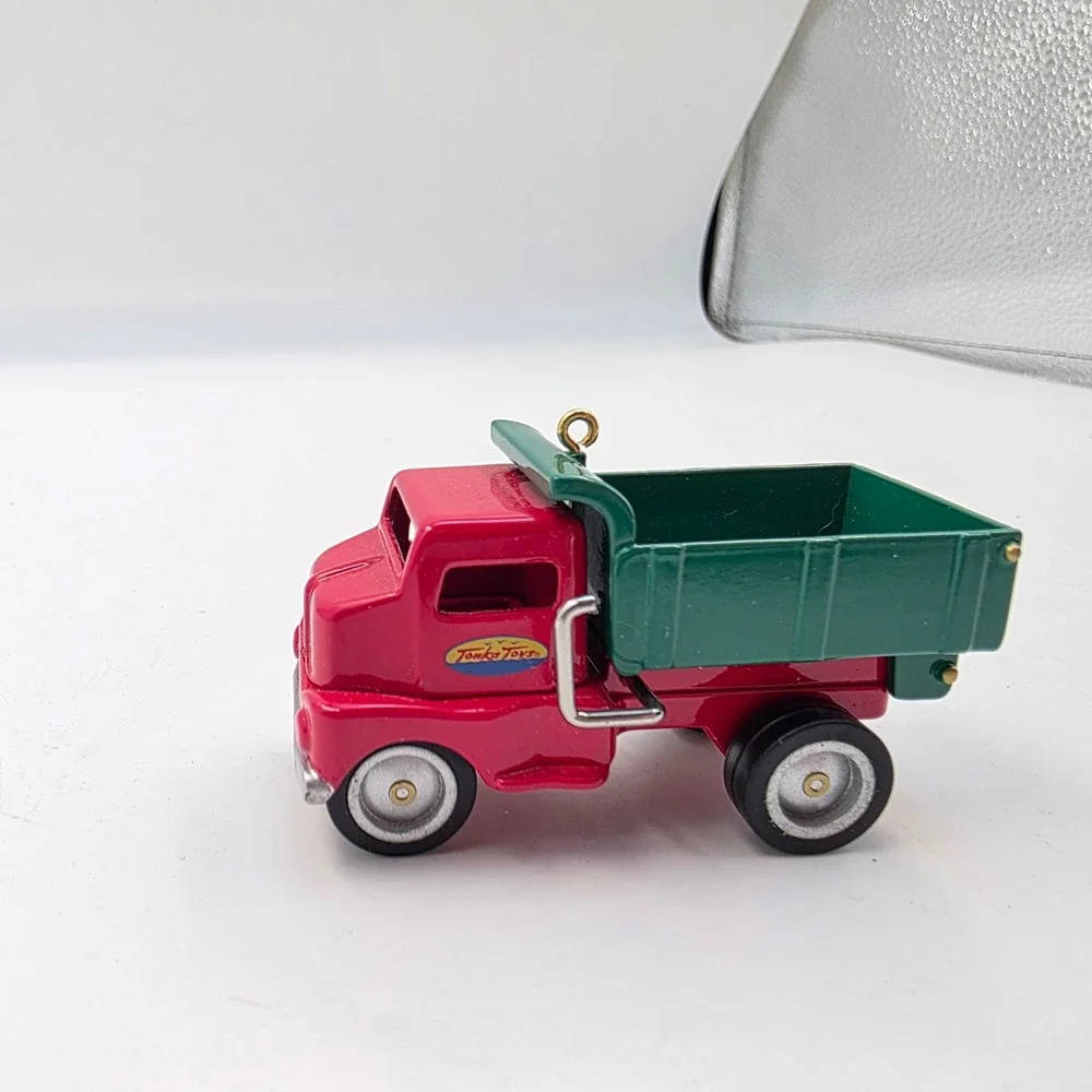 Hallmark Keepsake 2000 Tonka Dump Truck Ornament Diecast Metal Red Green 3.25in